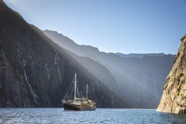 Overnight-milfordsound_NZ.jpg